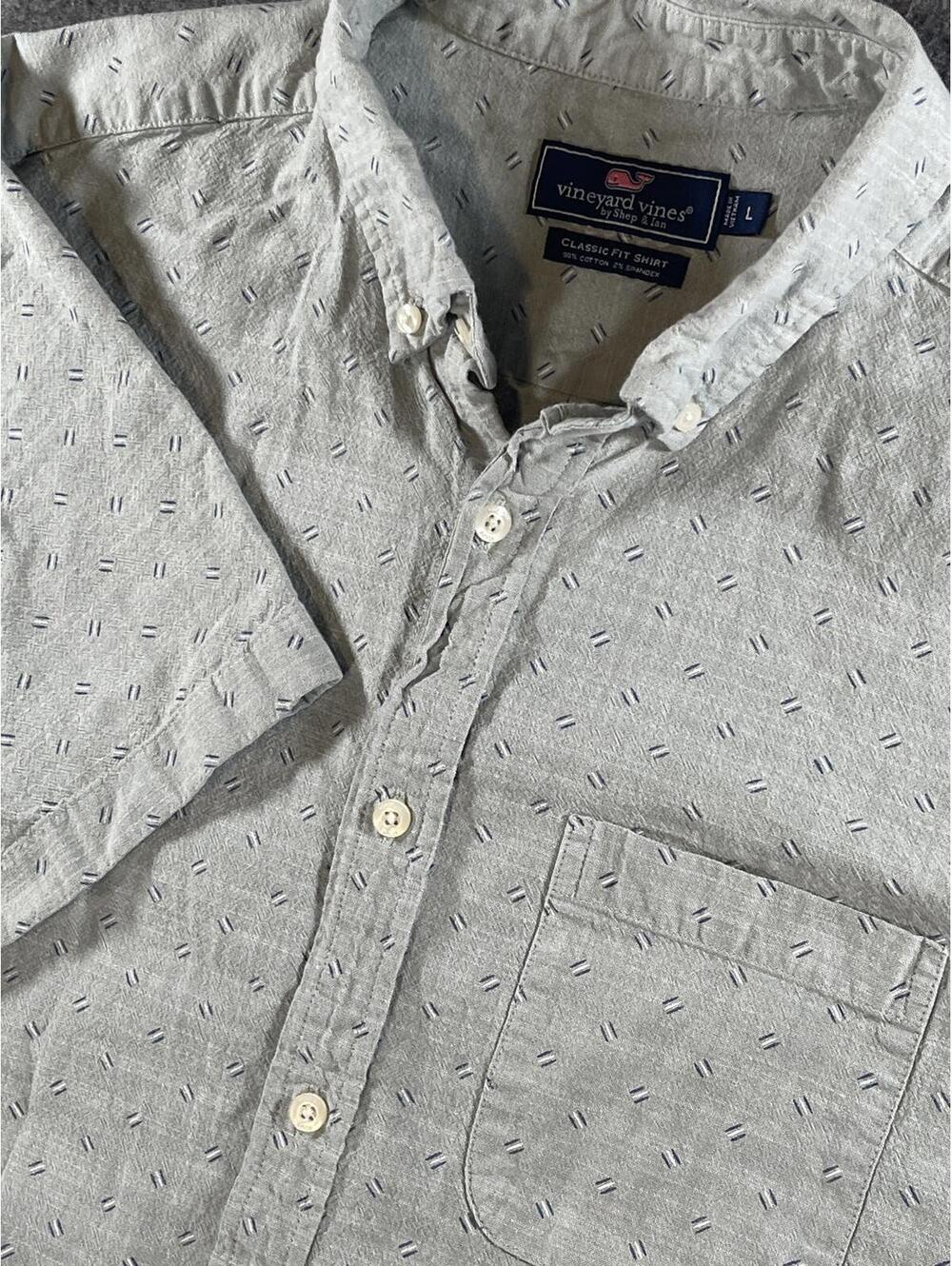 Vineyard Vines Classic Fit Men's Chambray Short-Sleeve Button-Down Shirt - Large